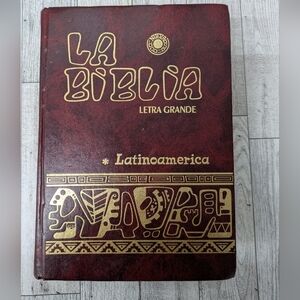 La Biblia Coffee Table Book - Red and Gold